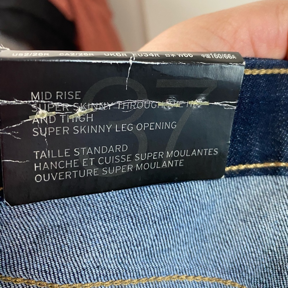 NWT•GAP 1969 Legging Jeans Mid Rise Skinny Dark Wash Blue Size 26R / 2 - Picture 8 of 8